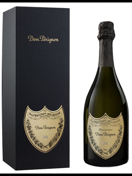 Dom Pérignon Vintage 2015 Giftbox & Personalised bottle with engraving on metal shield - 75 cl