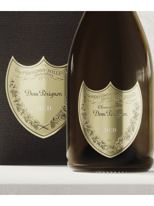 Dom Pérignon 2015 Giftbox & personalisierte Flasche mit Gravur auf Metallschild - 75 cl