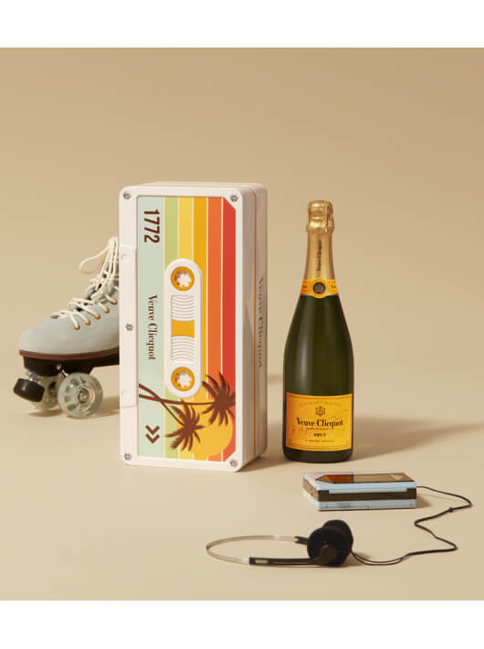 Veuve Clicquot Yellow Label Retro Chic Tape "California" - 75 CL