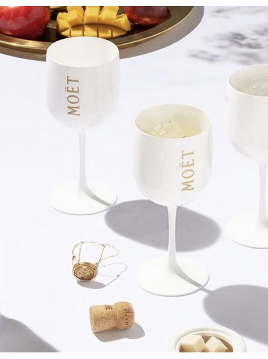 Moët & Chandon 2 White Acrylics Glasses